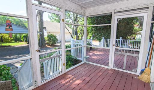 Private screened in porch