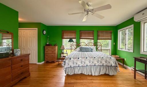 Downstairs Bed/Ensuite v3