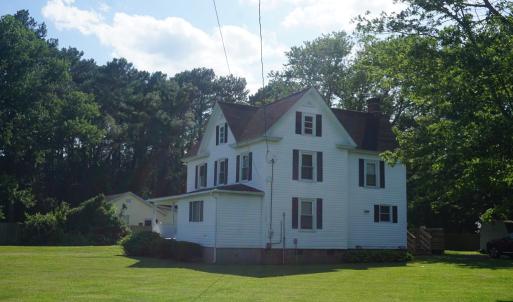 Photo #2 of 24287 FRONT ST, ACCOMAC, VA 0.8 acres