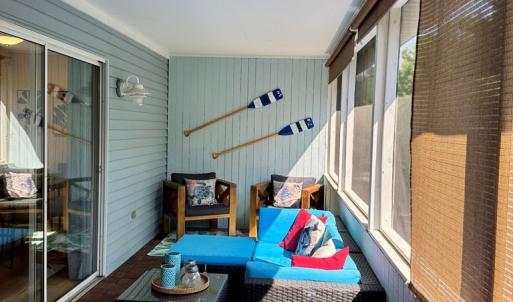 Screened in Balcony