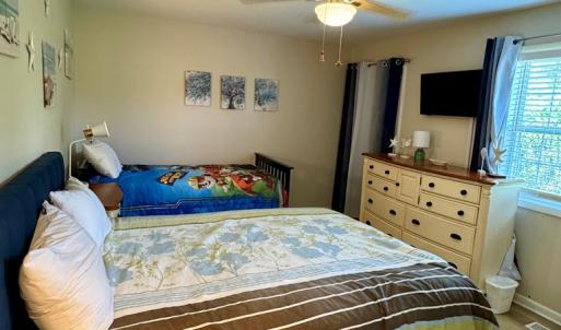 Bedroom #1