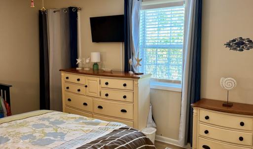 Bedroom #1