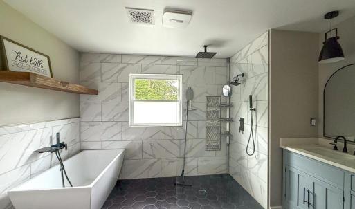 Renovated Full Bathroom