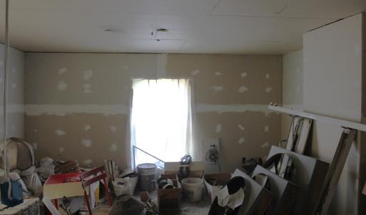 2nd floor bedroom