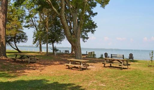 private Cedarview bay front park