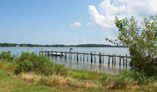 private Cedarview bay front park