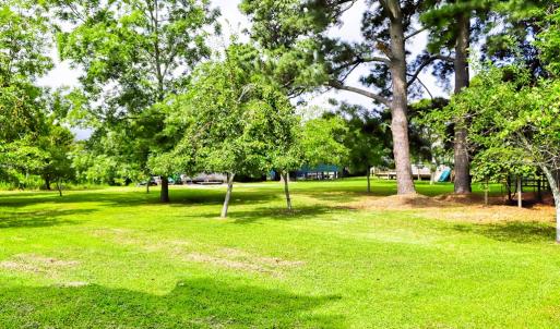 Photo #5 of 3340 WILLOW ST, CHINCOTEAGUE, VA 0.7 acres