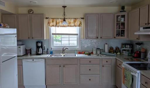 Photo #11 of 6390 CHURCH ST, CHINCOTEAGUE, VA 10,890.0 acres