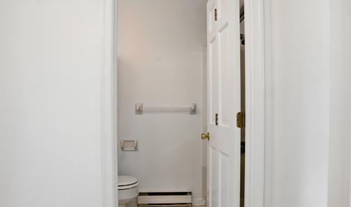 Photo #7 of 21237 HUNTINGTON RD, CHERITON, VA