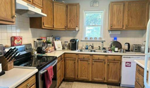 Photo #10 of 9107 BIRDSNEST DR, BIRDSNEST, VA 0.6 acres