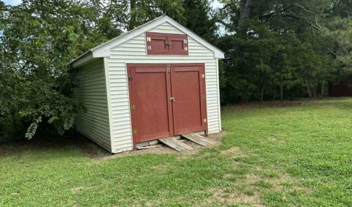 Photo #21 of 9107 BIRDSNEST DR, BIRDSNEST, VA 0.6 acres