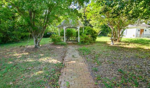 Photo #44 of 84 MARKET ST, ONANCOCK, VA 1.8 acres