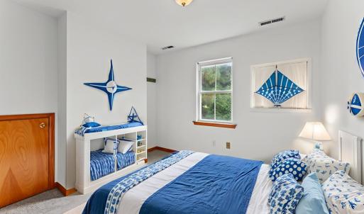 Photo #24 of 1 SWITCH BRIDGE ROAD, WACHAPREAGUE, VA 27.0 acres