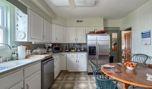 Photo #27 of 108 BAY AVE, CAPE CHARLES, VA 0.1 acres