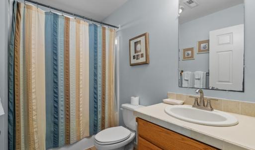 Second bath upstairs