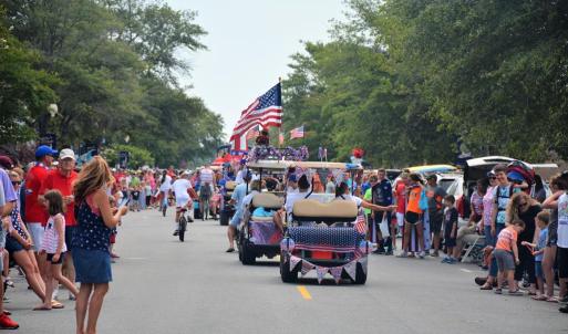 $th of July parade downtown