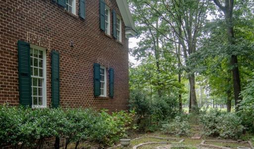 Photo #10 of 8 ENGLISH CT, CAPE CHARLES, VA 20,797.0 acres