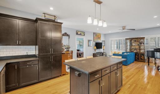 1st level kitchen