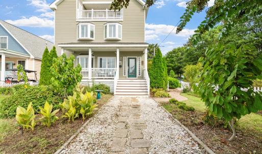 Photo #3 of 727 TAZEWELL AVE, CAPE CHARLES, VA 0.1 acres