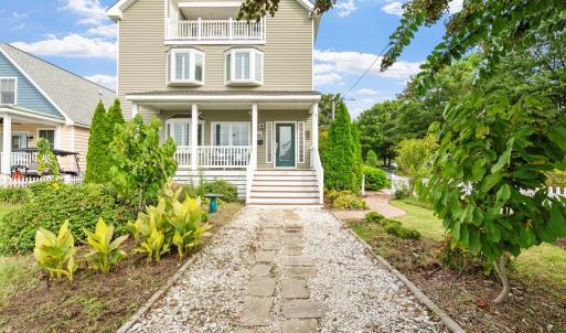 Photo #3 of 727 TAZEWELL AVE, CAPE CHARLES, VA 0.1 acres