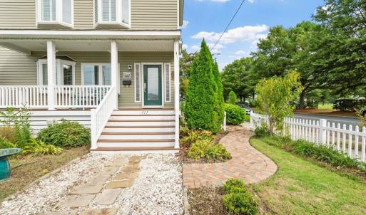 Photo #5 of 727 TAZEWELL AVE, CAPE CHARLES, VA 0.1 acres