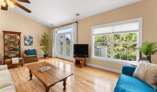 Photo #10 of 309 HARBOR AVE, CAPE CHARLES, VA