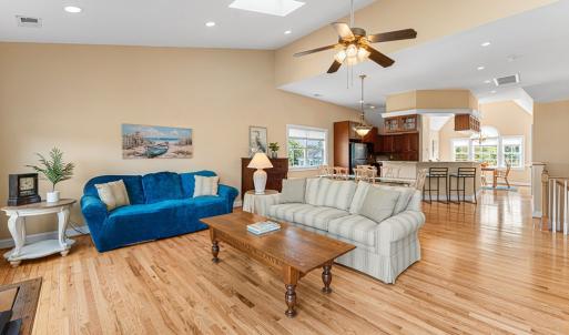 Photo #11 of 309 HARBOR AVE, CAPE CHARLES, VA