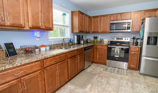 Photo #37 of 30298 HOLLY SHORES LN, HACKSNECK, VA 10.8 acres