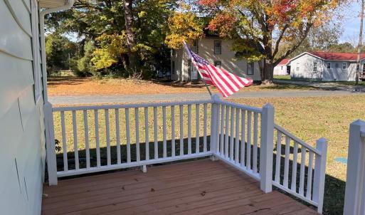 Deck off the primary bedroom