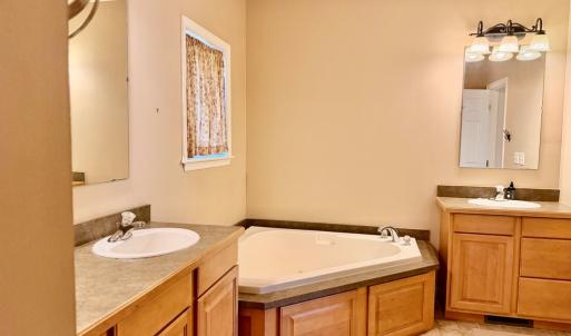 Photo #30 of 9333 RED BANK RD, NASSAWADOX, VA 1.3 acres