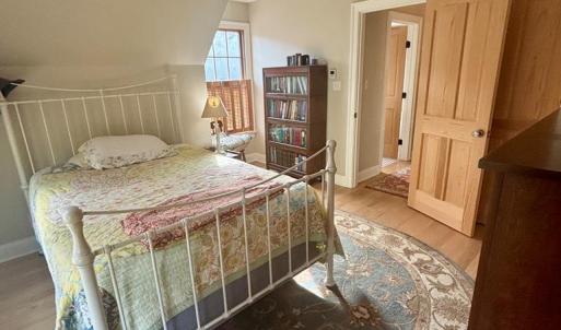 Upstairs larger bedroom