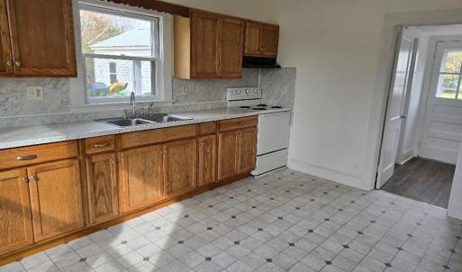 Photo #3 of 12078 TAYLOR ST, HALLWOOD, VA 0.3 acres