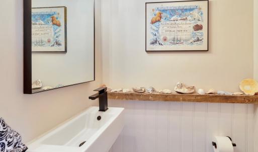 Half Bath on 1st Level In-Law Suite