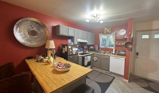 Photo #5 of 7216 OAK RIDGE PL, CHINCOTEAGUE, VA