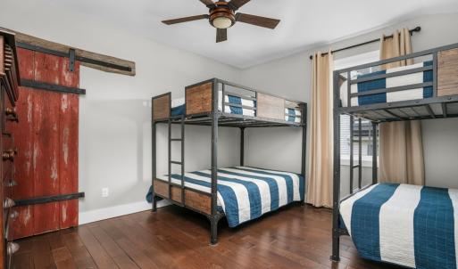 Photo #30 of 3148 MAIN ST, CHINCOTEAGUE, VA 0.4 acres