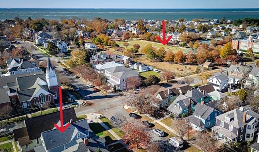 The home in proximity to Central Park and the Beach