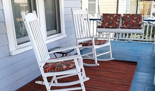 Open Front Porch, Great for people watching!