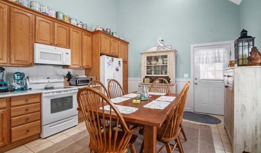 Photo #10 of 4515 DEEP HOLE RD, CHINCOTEAGUE, VA 1.0 acres