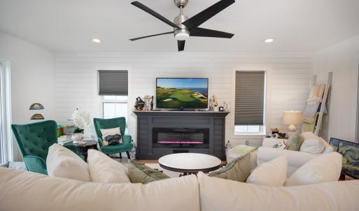 Photo #10 of 37374 BAYSIDE DR, GREENBACKVILLE, VA 0.2 acres