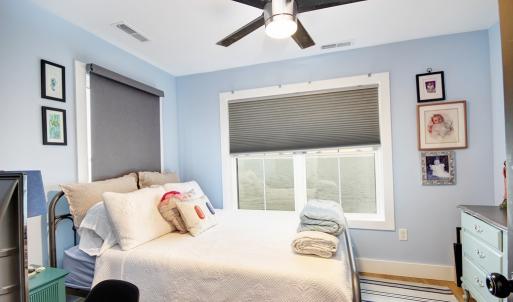 Photo #16 of 37374 BAYSIDE DR, GREENBACKVILLE, VA 0.2 acres