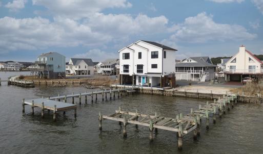 Photo #27 of 37374 BAYSIDE DR, GREENBACKVILLE, VA 0.2 acres