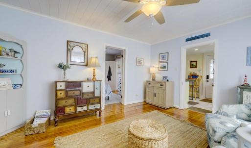 Photo #8 of 6353 CLEVELAND ST, CHINCOTEAGUE, VA 0.2 acres