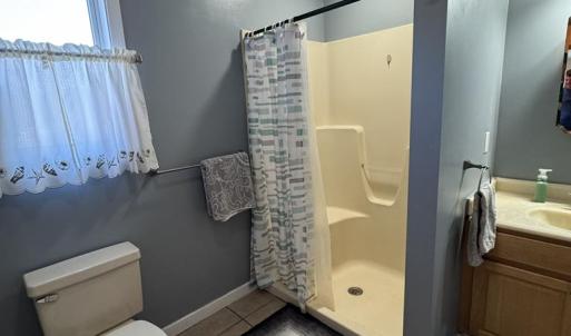 Back House Full Bathroom