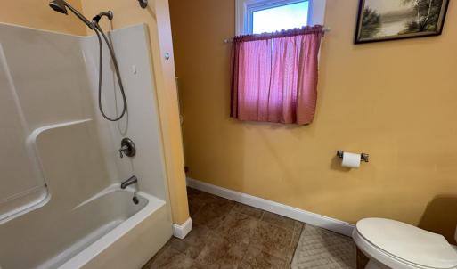 Back House Full Bathroom