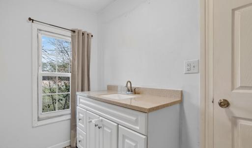 Photo #67 of 27144 GLADDING RD, BLOXOM, VA