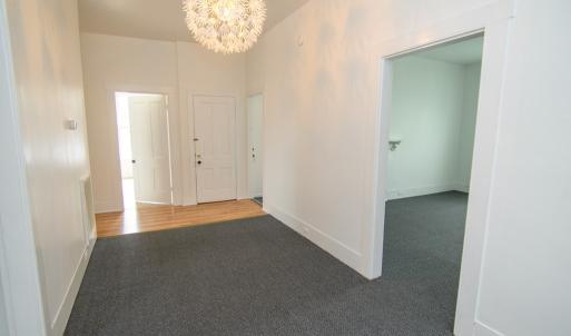 2nd Floor Apt- Entrance