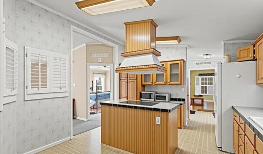 Kitchen (VIRTUAL REMOVAL)