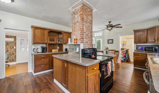 Photo #12 of 102 MARKET ST, ONANCOCK, VA 1.2 acres