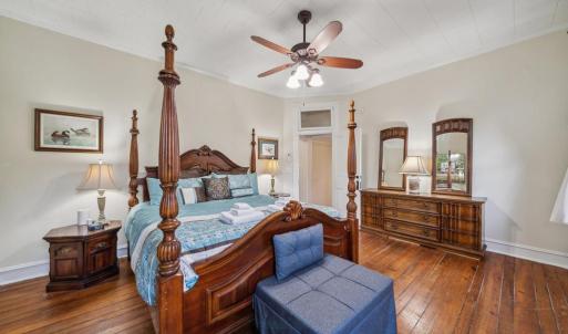 Photo #38 of 102 MARKET ST, ONANCOCK, VA 1.2 acres