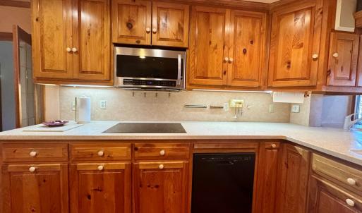 Surface unit cooktop